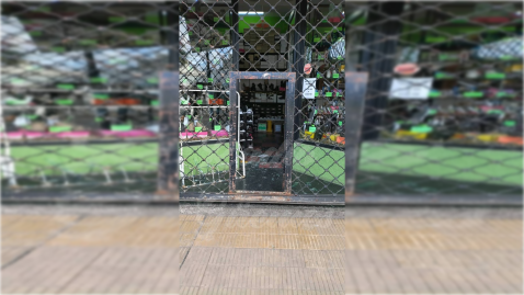 Robaron al menos dos locales céntricos en la madrugada del sábado