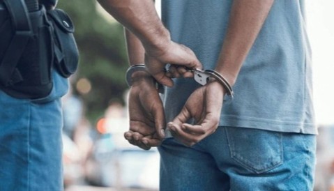 Buscan "frenar" a quienes cometen delitos una y otra vez con prisión preventiva obligatoria en la Provincia