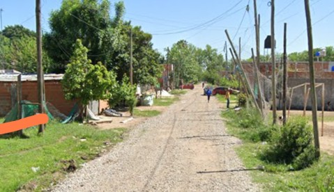 Motochorros robaron y golpearon a un nene de 11 años en barrio Altos del Oeste