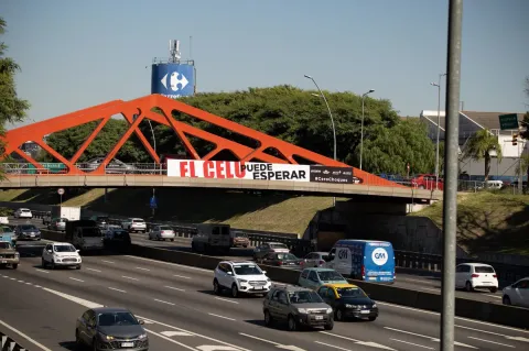 La preocupante estadística del Acceso Oeste que derivó en una campaña de concientización vial