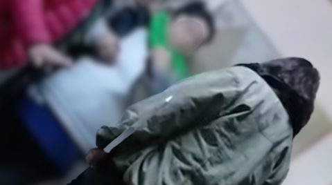 Cr&oacute;nica de un peligro anunciado: la joven con la afecci&oacute;n mental que agred&iacute;a chicos fue internada tras atacar a su abuela