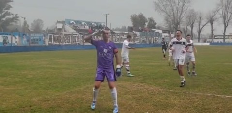 Gracias a dos goles de su arquero Grieger, Atlas volvi&oacute; a sumar de a tres como local