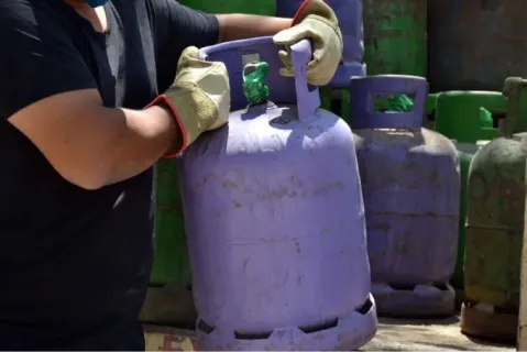 Adi&oacute;s al Programa Hogar: c&oacute;mo es el nuevo subsidio para garrafas y de qu&eacute; manera acceder