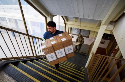 La Provincia y Correo Argentino firmaron un convenio para las elecciones: cómo será el operativo