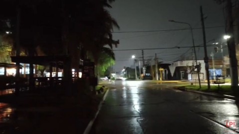 Video: problemas de luces y semáforos tras la lluvia con relámpagos del viernes a la noche