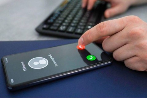 Alertan por una estafa por WhatsApp que combina audios con Inteligencia Artificial: de qué se trata