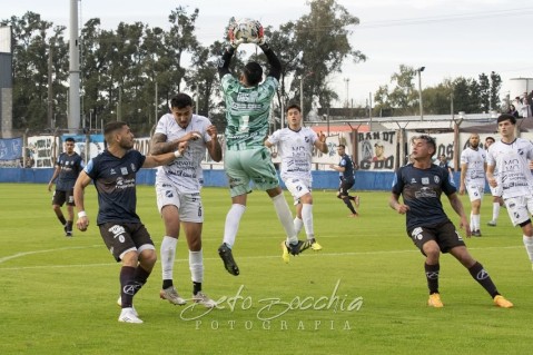Atlas regresó al Ricardo Puga pero sufrió una dura derrota