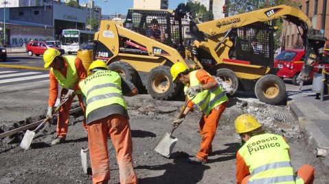 El Gobierno confirmó qué hará con la obra pública en 2025 y las PyMEs se pronunciaron al respecto