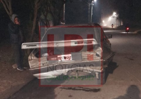 Un auténtico "milagro de Dios": violento accidente frente a una Iglesia pudo ser un desastre