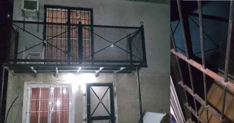 Salieron a hacer unas compras y entraron a su casa a robarles: apuntan a un auto filmado en el hecho