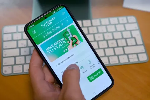 Cuenta DNI celebra el Día de la Madre con ahorros especiales y renueva sus beneficios para todo octubre