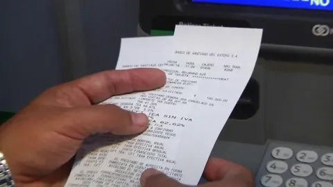 Advierten de los peligros al imprimir los tickets en los cajeros automáticos: cuál es la razón