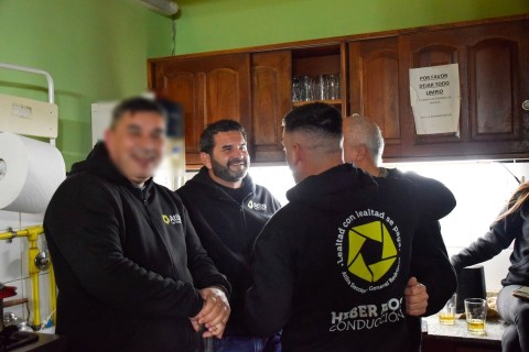 "Lo echaron por no usar una campera de la conducci&oacute;n": nueva acusaci&oacute;n por "persecuci&oacute;n sindical" en Atilra