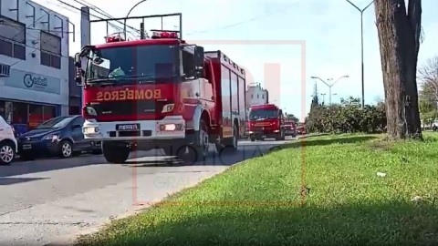 Video: caravana de sirenas de Bomberos en la mañana del 2 de junio en General Rodríguez