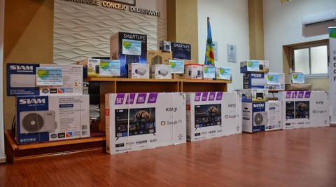 El Municipio entregó equipamiento a establecimientos educativos de Gral. Rodríguez