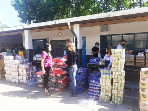 La titular del SAE respondió a las críticas sobre el servicio en las escuelas