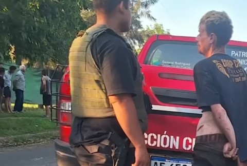Vecinos redujeron y capturaron a un ladrón que robó y provocó tensión en su barrio