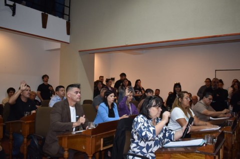 Sesi&oacute;n Extraordinaria por el 24 de Marzo: concejales recordaron a las v&iacute;ctimas y apuntaron contra el negacionismo