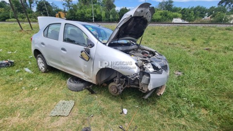 Auto despistó en Ruta 7 y milagrosamente no fue tragedia