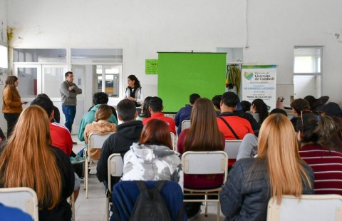 Conciencia vial desde las aulas: el Municipio impulsa talleres educativos en escuelas