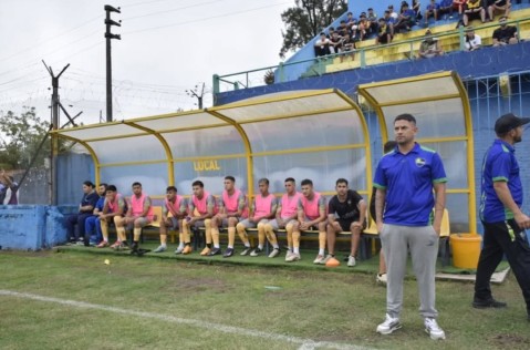 Alem confirm&oacute; a su nuevo cuerpo t&eacute;cnico tras la salida de Philipp