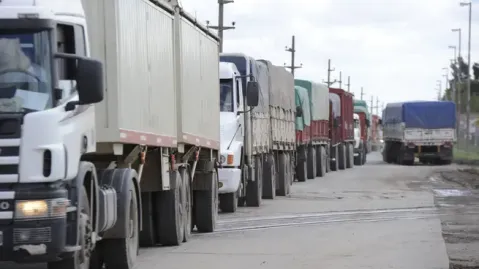 El Gobierno dictó la conciliación obligatoria en el conflicto con Camioneros: cómo sigue todo ahora