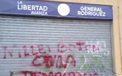 Vandalizaron el local de La Libertad Avanza en General Rodríguez 