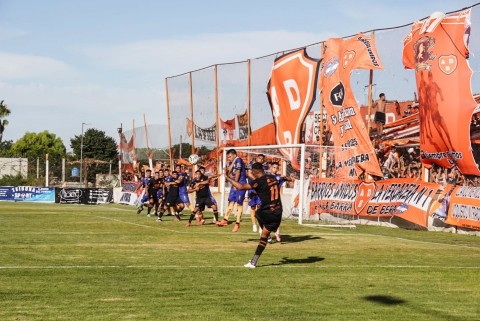 Alem fue vapuleado por Berazategui en su estreno en la Primera C 2026