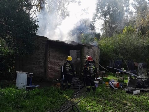 Incendio en una vivienda de Agua de Oro: los detalles
