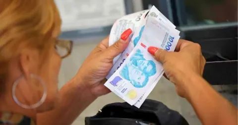 Qué pasará en septiembre con el bono de $ 70.000 para jubilados y pensionados