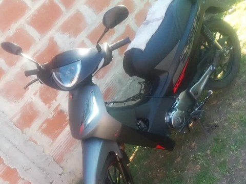 Joven rodriguense sufri&oacute; el robo de su moto en el l&iacute;mite con Moreno