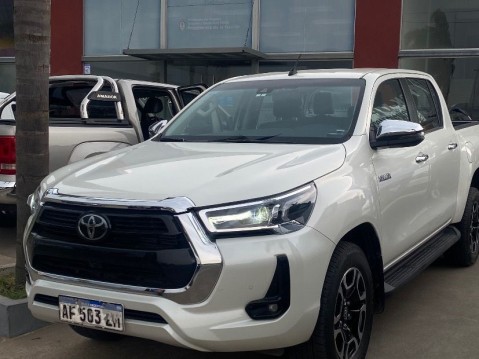 Le robaron la camioneta de la puerta de su casa y le usaron hasta el Telepase