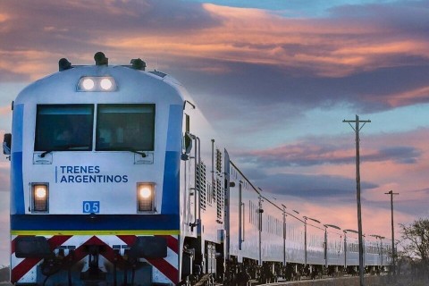 Ya se venden pasajes de trenes de larga distancia para octubre: cuánto cuestan y cómo obtenerlos