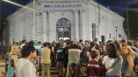 Cientos de vecinos se manifestaron en el centro de Gral. Rodríguez y reclamaron por la seguridad