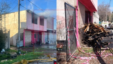 Voraz incendio y peligro de derrumbe en un departamento: una familia quedó sin lugar donde vivir