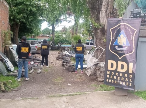 La Policía halló un desarmadero ilegal en General Rodríguez: hay tres personas aprehendidas