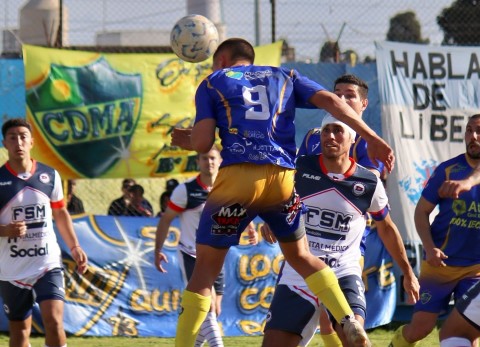Alem sumó un punto ante Central Córdoba y no pudo asegurar su lugar en el Reducido