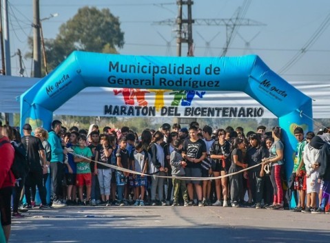 Este jueves las EES N&deg;3, EP N&deg;22 y Jard&iacute;n 921 convocan a una nueva edici&oacute;n de la "Marat&oacute;n del Bicentenario"