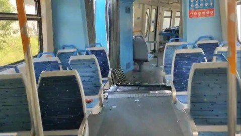 Demoras y cancelaciones en el Tren Sarmiento a raíz de un descarrilamiento en Liniers