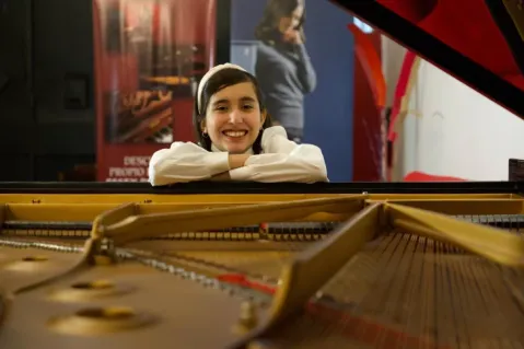 La talentosa pianista "Anita" cerró su gira por Europa y va por más