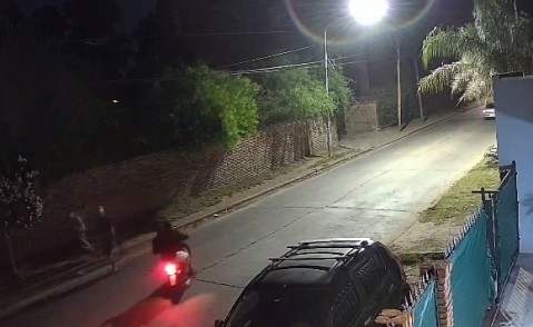 "&iexcl;Ayuda!": el desesperado grito de dos j&oacute;venes a los que les gatillaron varias veces para robarles la bici