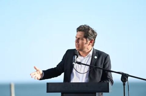 Axel Kicillof evalúa qué hacer con las elecciones tras la suspensión de las PASO