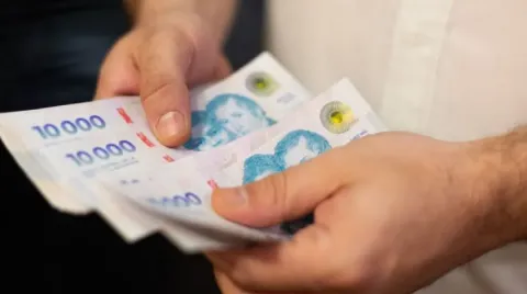 Se actualizó el Salario Mínimo, Vital y Móvil: los valores desde julio y cómo impactará en asignaciones y planes