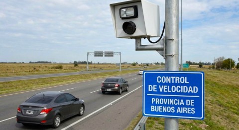 Seguridad vial: &iquest;Por qu&eacute; frenar justo antes del radar ya no alcanzar&aacute; para evitar multas?