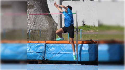 Los hermanos Evis se destacaron en el Campeonato Nacional de Atletismo U20 en Rosario