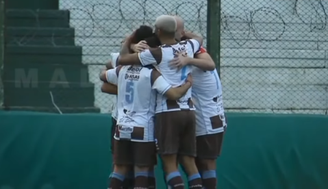 Atlas ganó con justicia ante Excursionistas