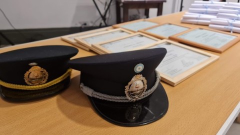 Autoridades policiales cerraron el año con un reconocimiento a varios de sus oficiales