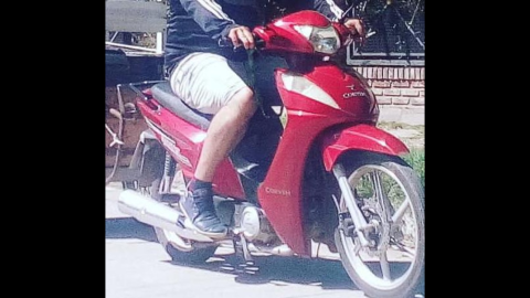 Le robaron la moto mientras trabajaba en una escuela: "Me sacaron mi herramienta de trabajo"