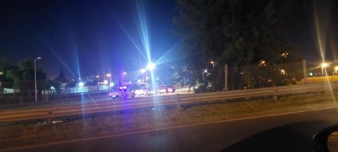 Lluvia de balas en el Acceso Oeste: delincuentes asaltaron a los tiros a comerciante para robarle