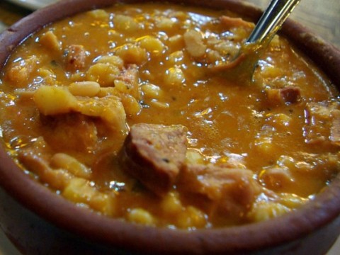Este miércoles: La Casa de Adultos Mayores celebra su aniversario con una jornada de folklore y locro